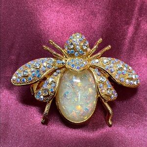 Crystal Jelly Belly Fly Brooch 2”